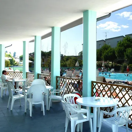 Long Village On The Sea With Private Included 4* Lido Adriano