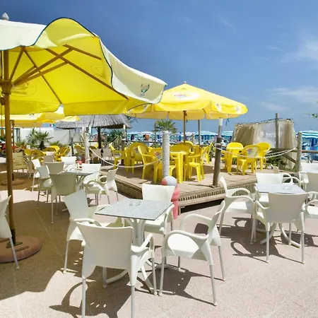 Long Village On The Sea With Private Included Lido Adriano