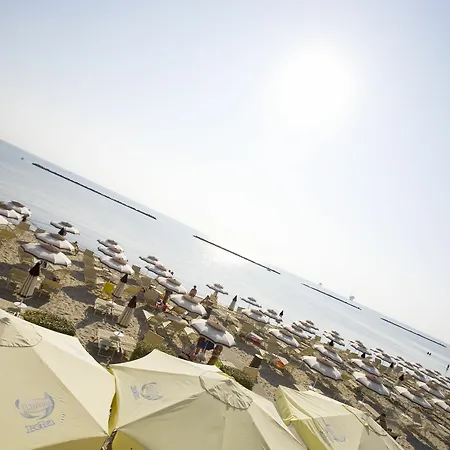 Long Village Sul Mare Privata Inclusa 2* Lido Adriano