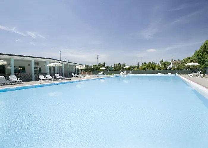 Long Village On The Sea With Private Included Apart Otel