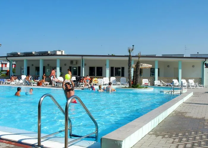 Long Village On The Sea With Private Included 4*